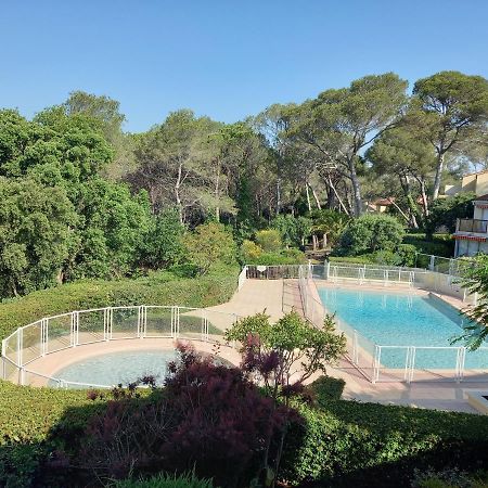 Les Hauts Du Golf Rez De Jardin Piscine Tennis Saint-Raphaël Buitenkant foto